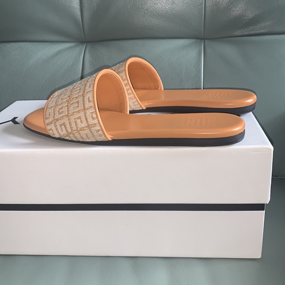 Givenchy 4G Raffia Slide Sandal - Picture 6 of 12